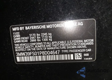 2023 BMW 3 Series 330E xDrive z USA, uszkodzony, nr VIN 3MW39FS01P8D04647